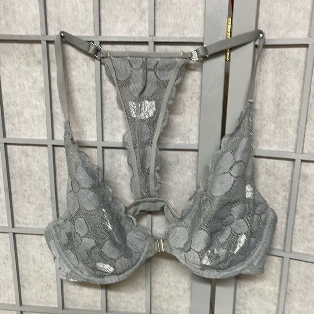 Elegant Gray Lace Bra, 34B.